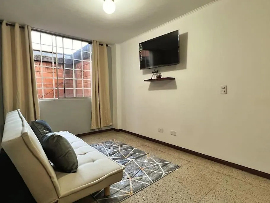 Apartamento Cerca Al Estadio Medellin Apartment